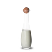 Nature-carafe-Bottle-with-oak-stopper